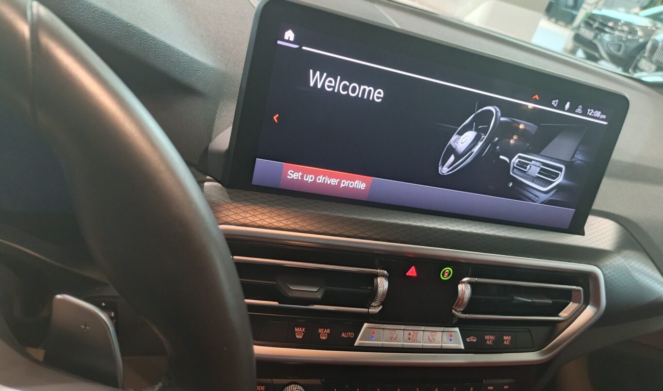 للبيع قطع غيار bmw x4 2024